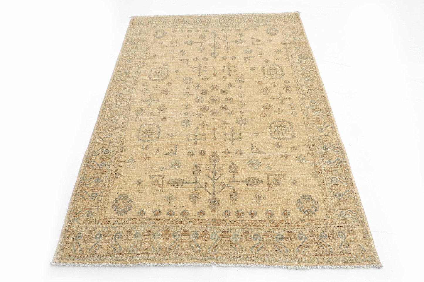 Hand-Knotted Oushak Carpet 4'.2" X 6' Traditional, Ivory Fine Wool Area Rug 4x6