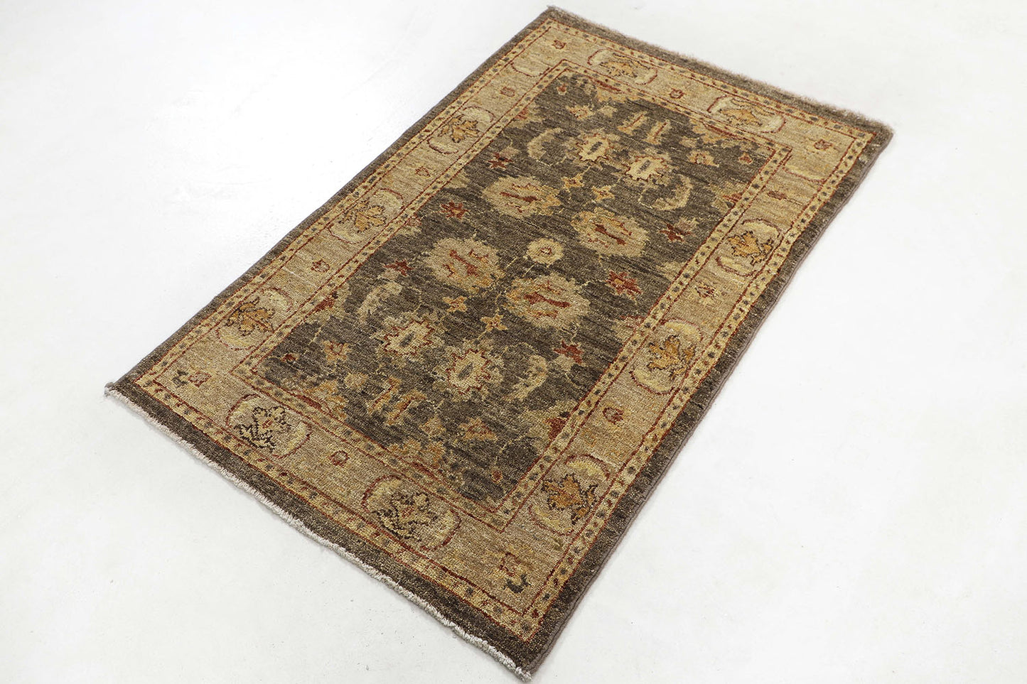 Hand-Knotted Oushak Carpet 2'.7" X 4'.1" Traditional, Green Fine Wool Accent Rug 2.5x4