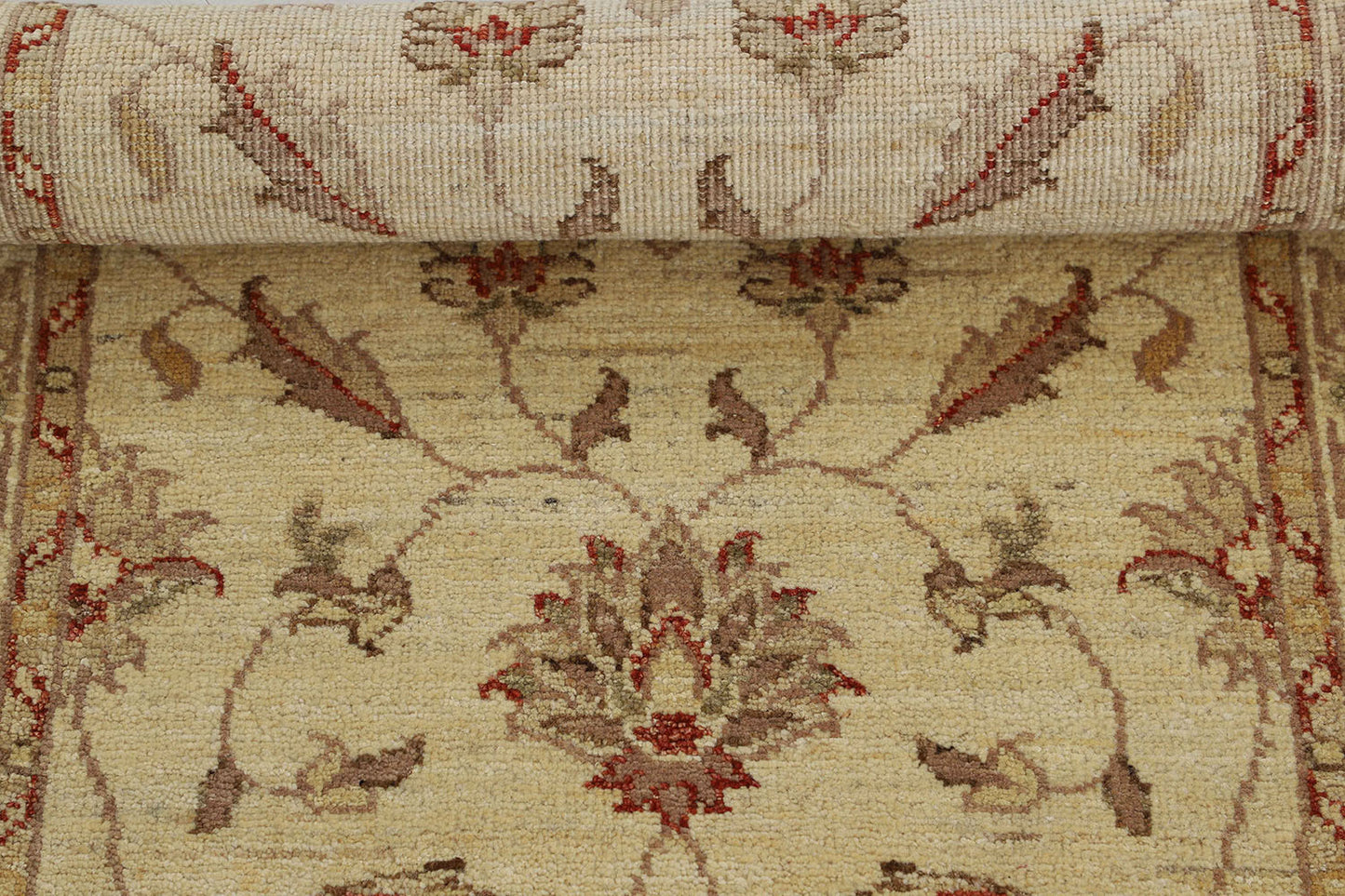 Hand-Knotted Oushak Carpet 2'.5" X 4'.9" Traditional, Beige Fine Wool Accent Rug 2.5x5